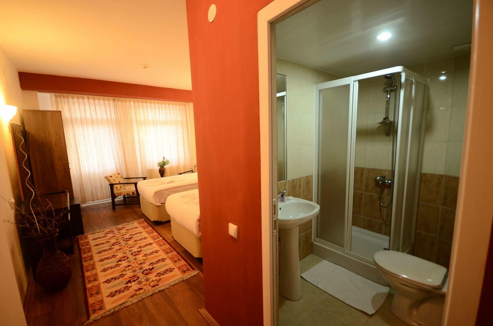 Matiasos Hotel Гореме Экстерьер фото